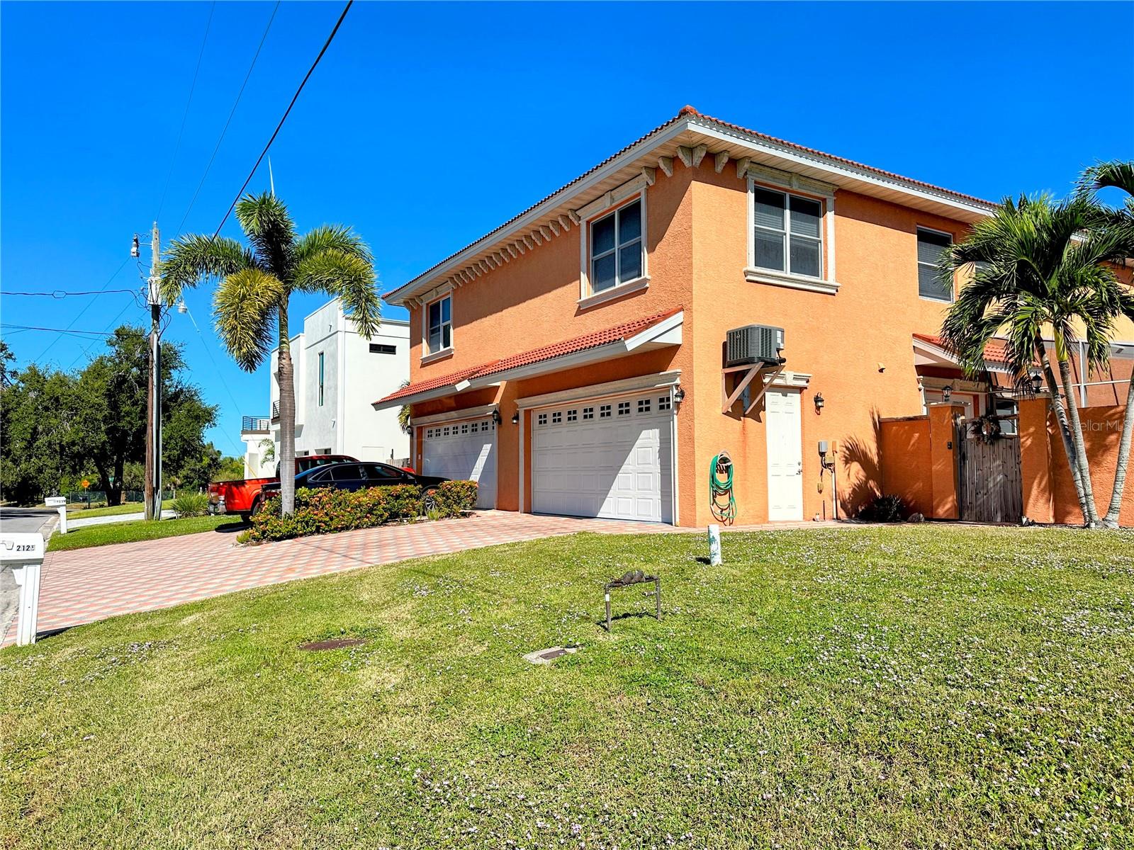 MONTCLAIR VILLAS - Residential Income