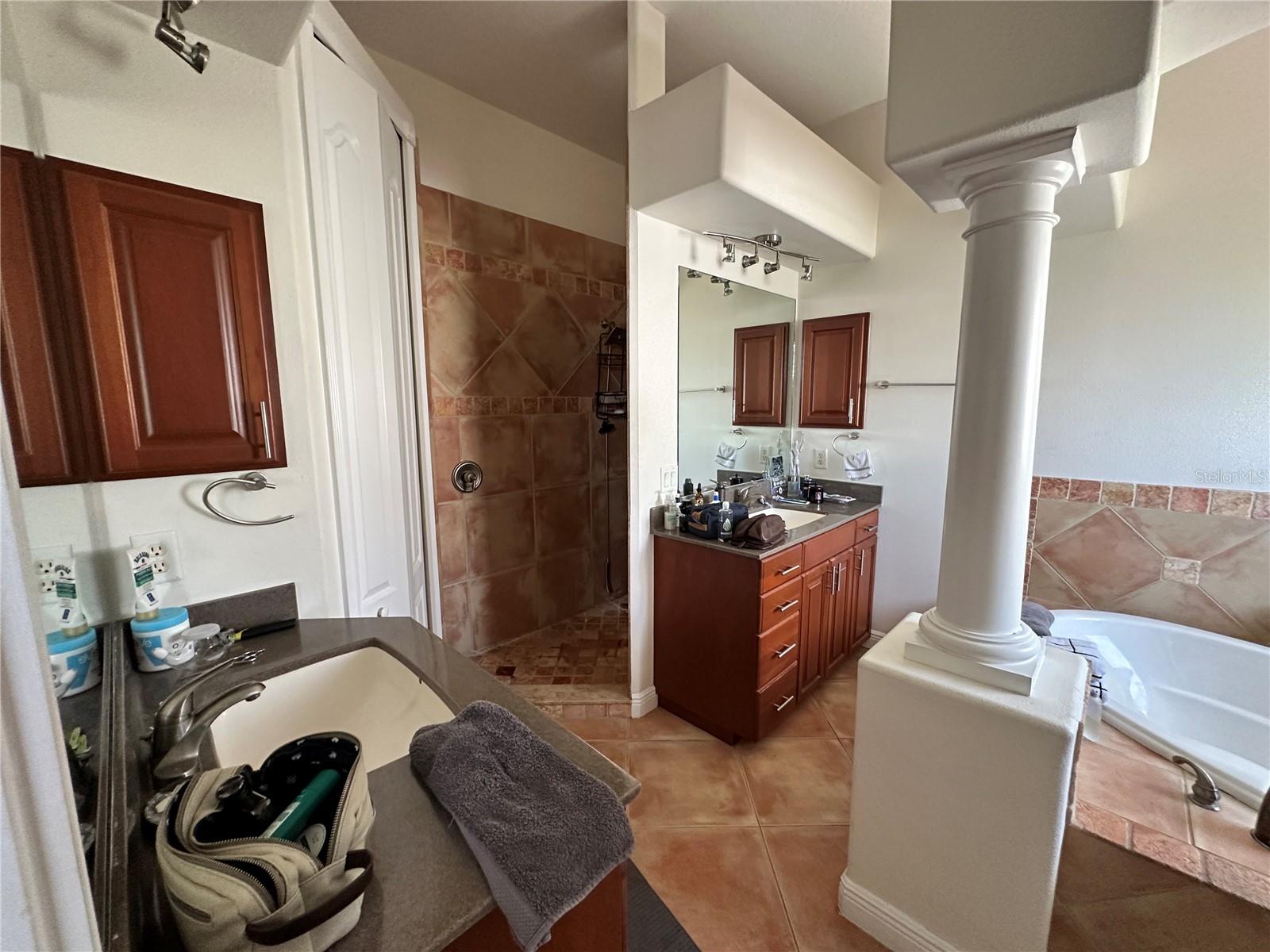 MONTCLAIR VILLAS - Residential Income