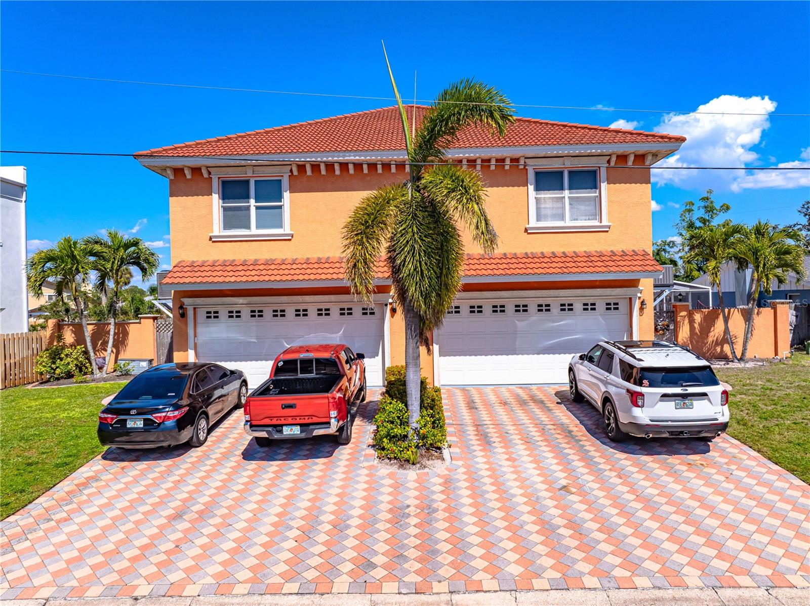MONTCLAIR VILLAS - Residential Income