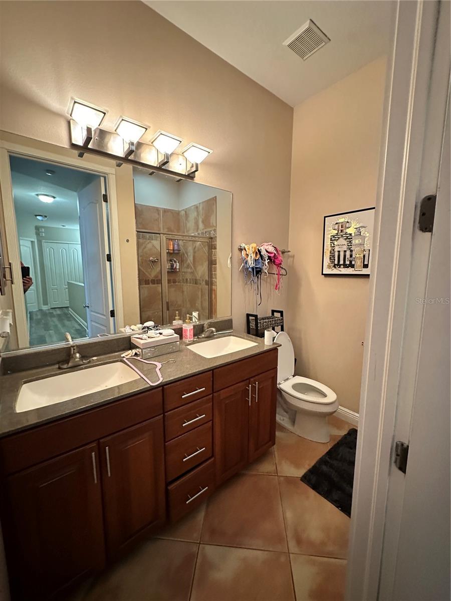 MONTCLAIR VILLAS - Residential Income