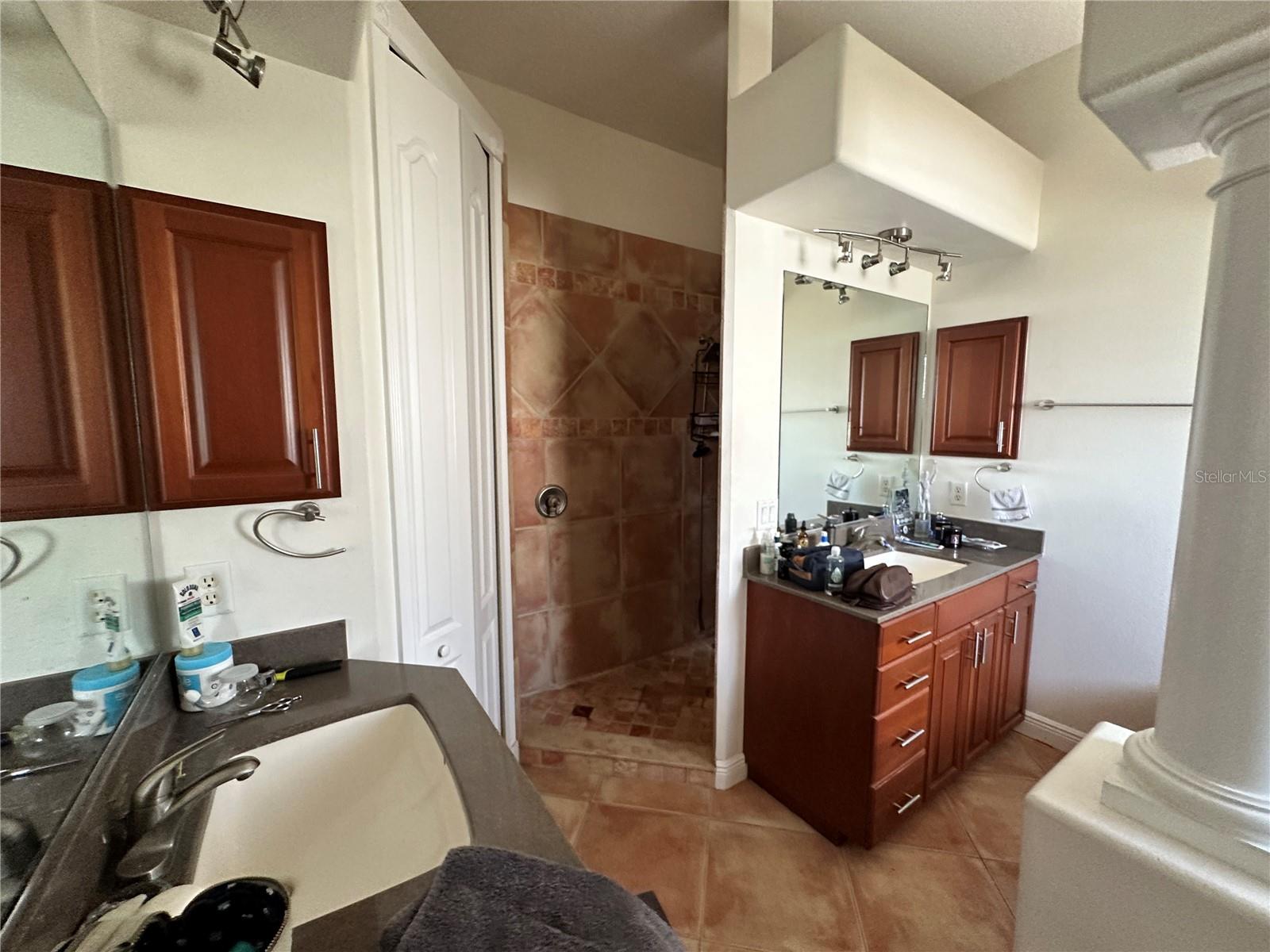 MONTCLAIR VILLAS - Residential Income