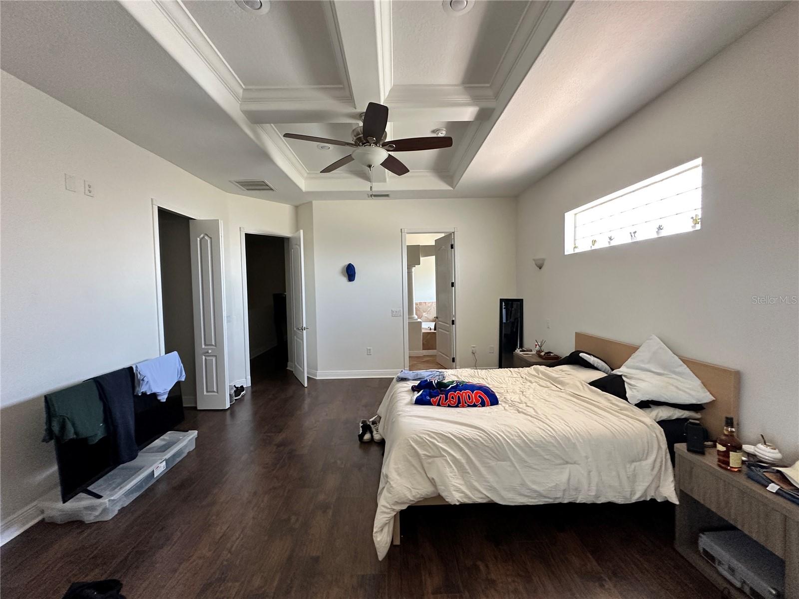 MONTCLAIR VILLAS - Residential Income