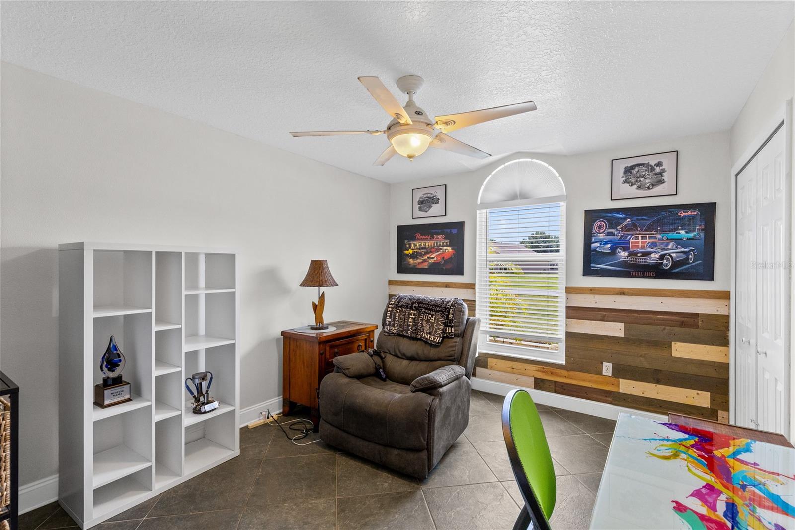 OAK POINTE - Residential