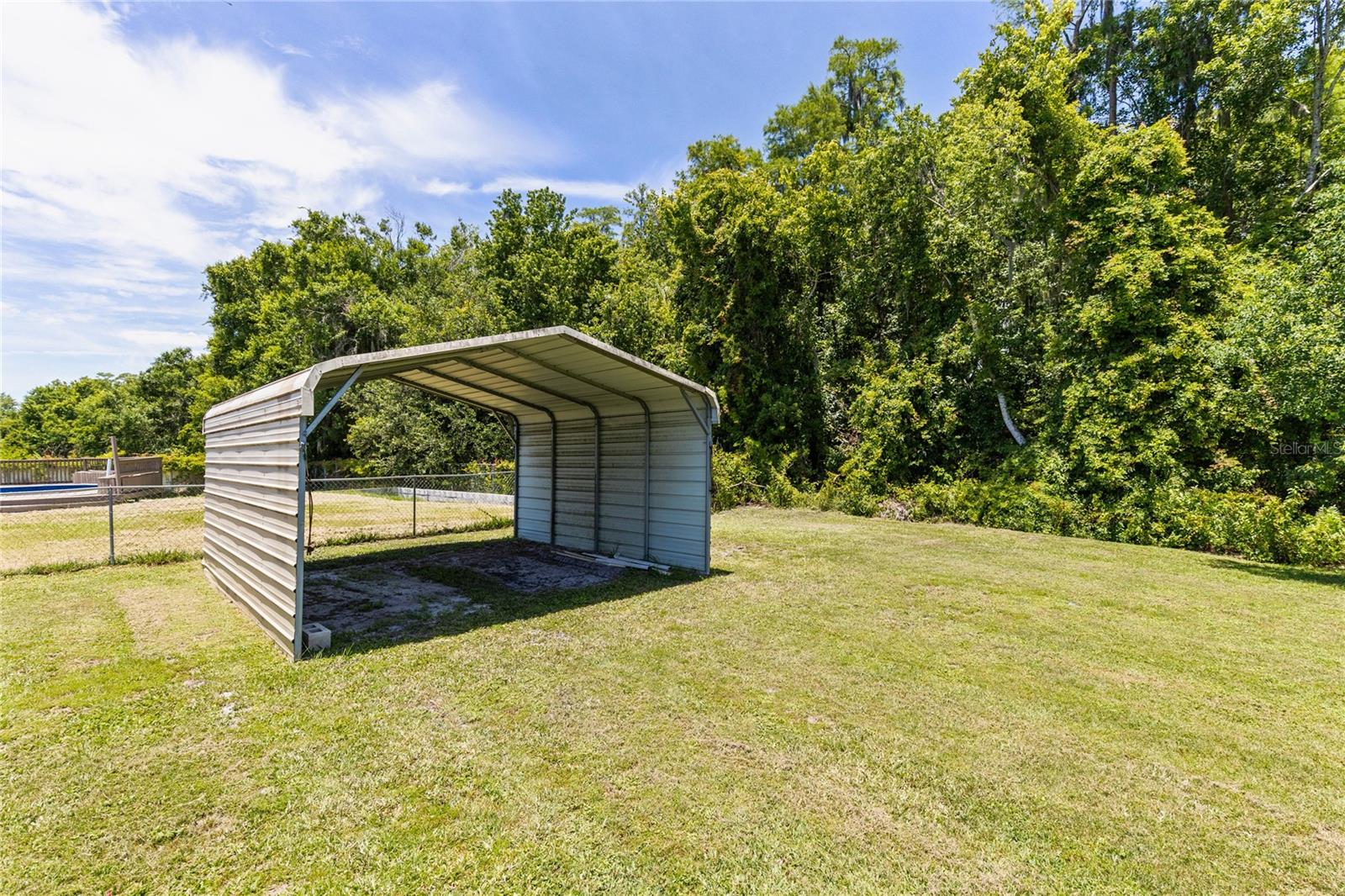 OAK POINTE - Residential