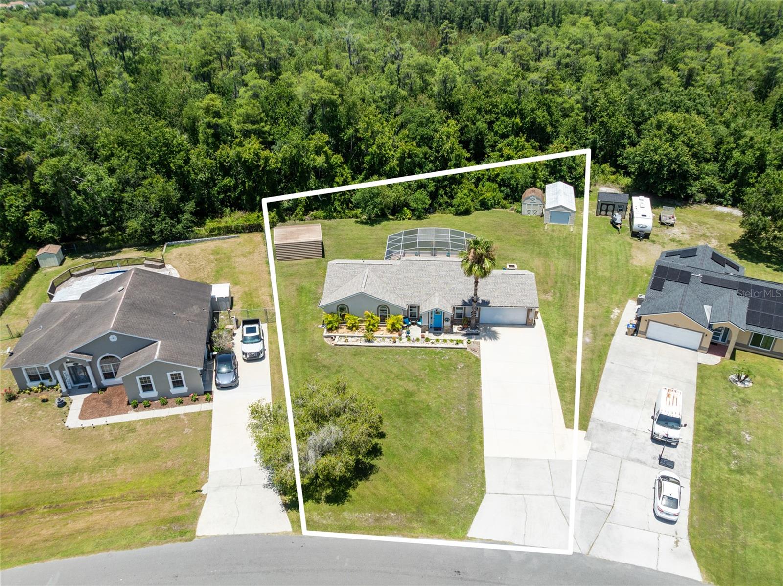 OAK POINTE - Residential