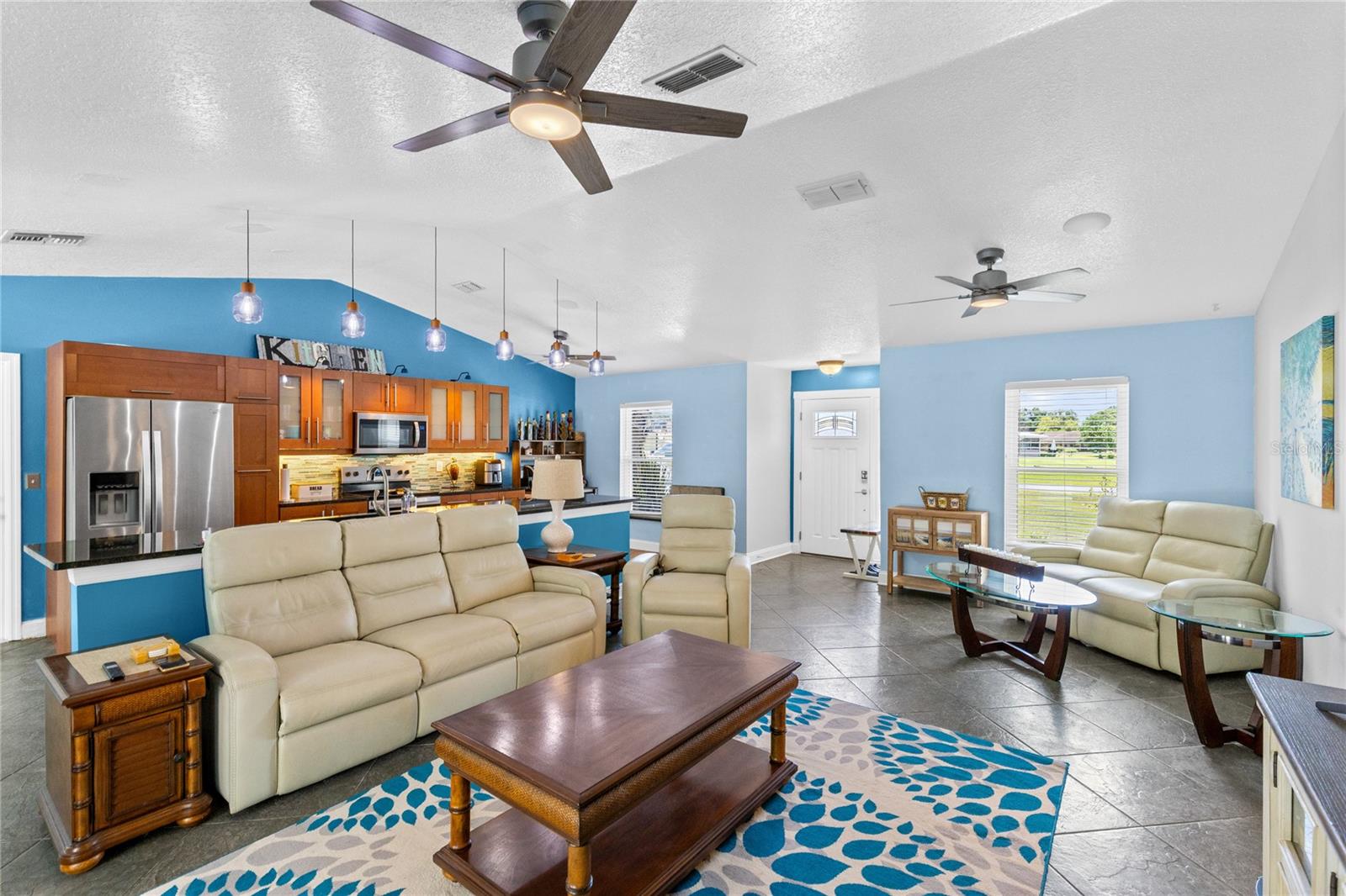 OAK POINTE - Residential