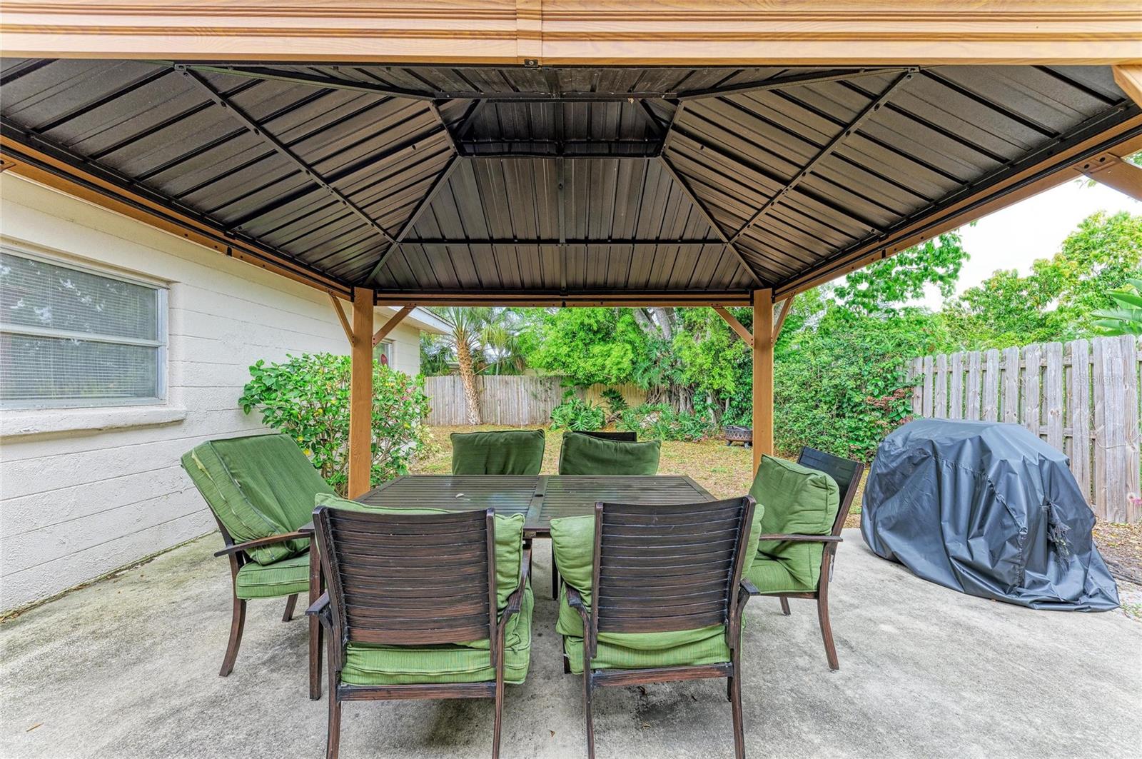 SUNAIRE TERRACE - Residential