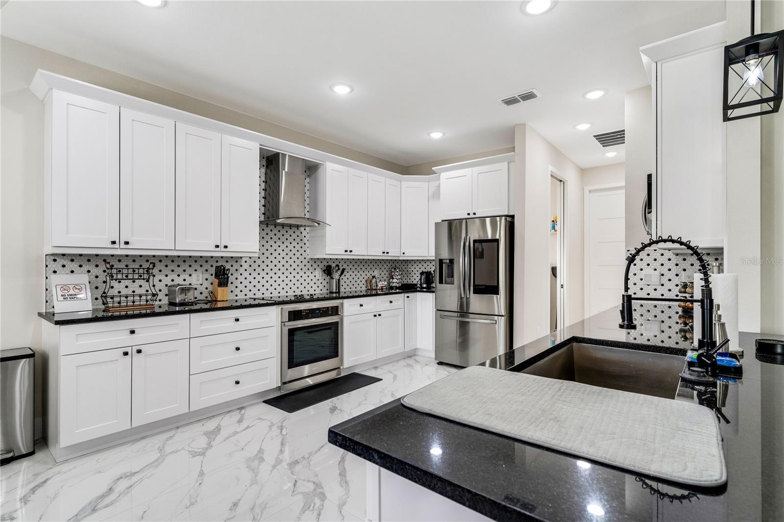 CAPE ORLANDO ESTATES - Residential Lease