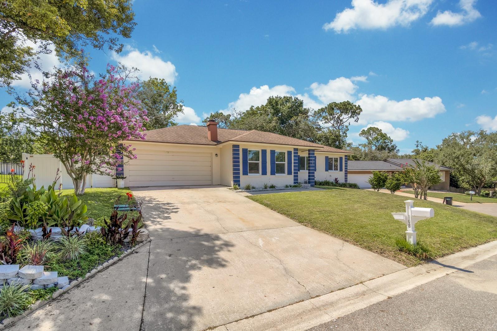 WEKIVA HUNT CLUB 1 FOX HUNT SEC 1 - Residential
