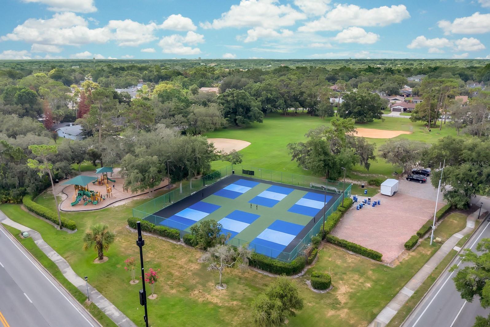 WEKIVA HUNT CLUB 1 FOX HUNT SEC 1 - Residential