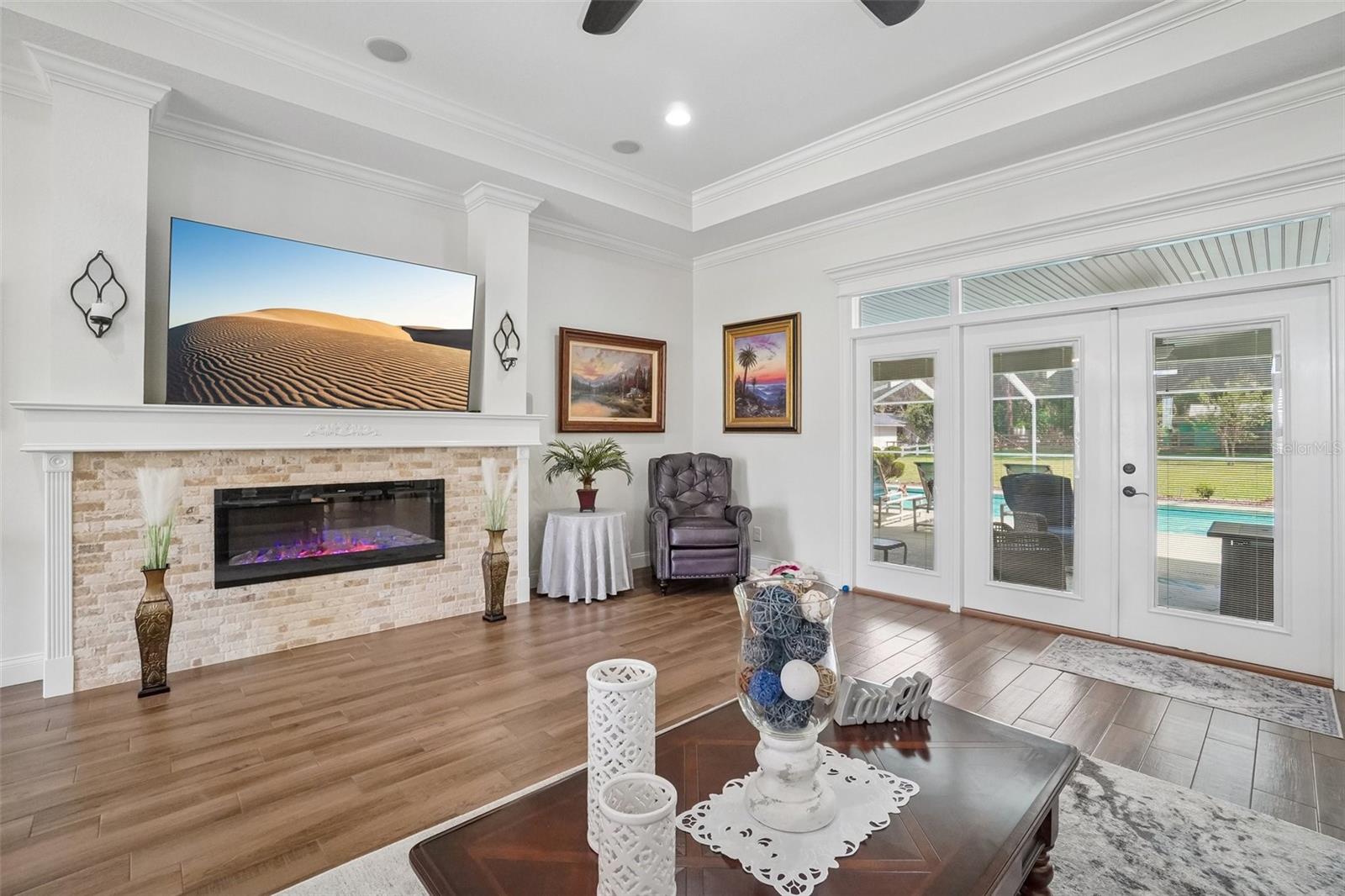ACREAGE - Residential