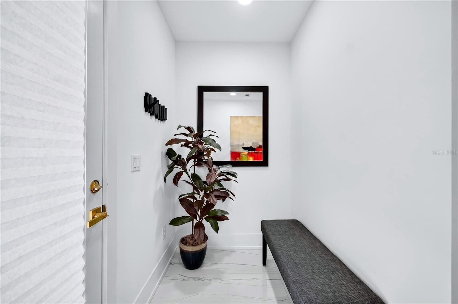 SCHOOL AVE TWNHMS - Residential