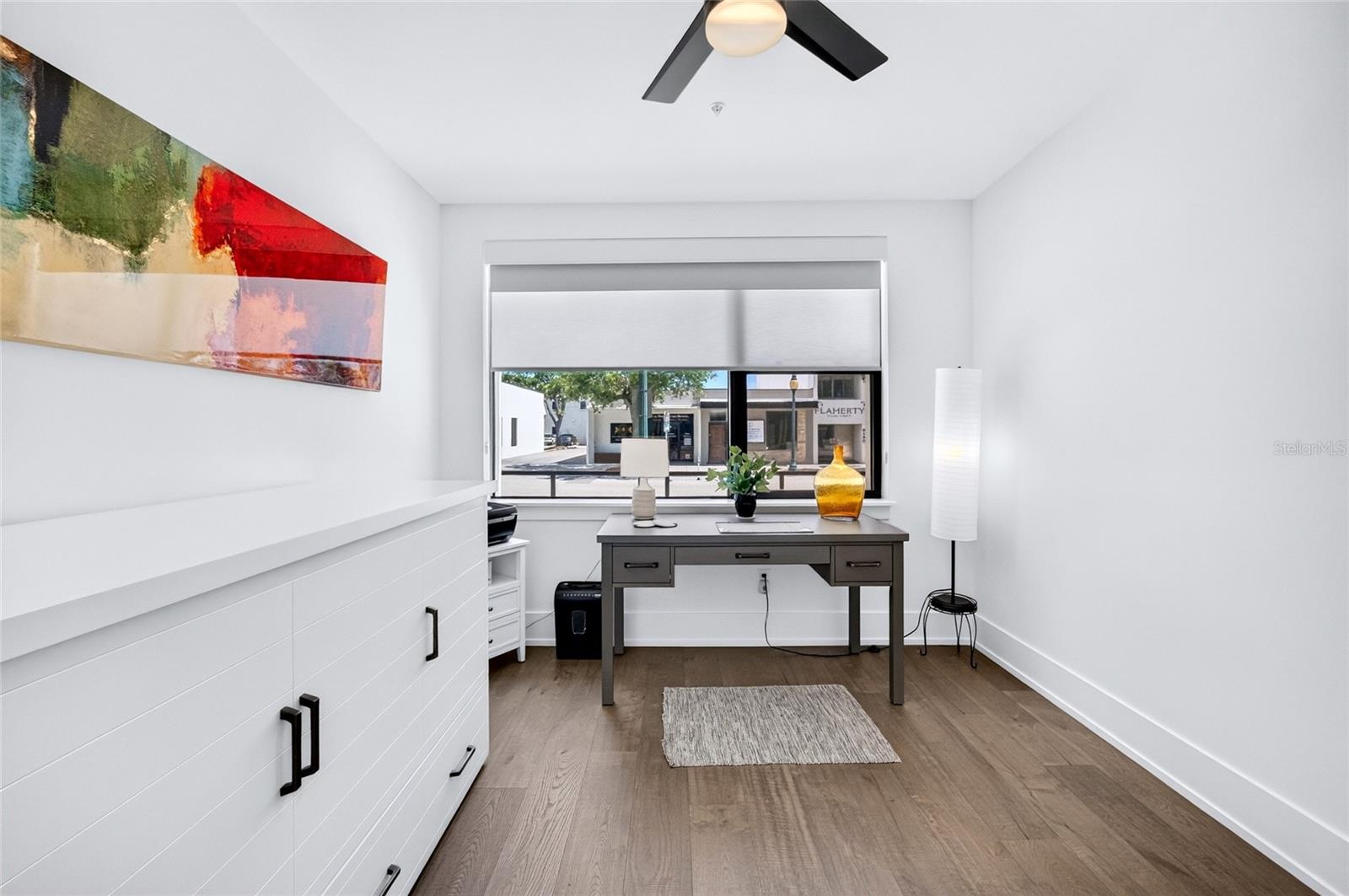 SCHOOL AVE TWNHMS - Residential