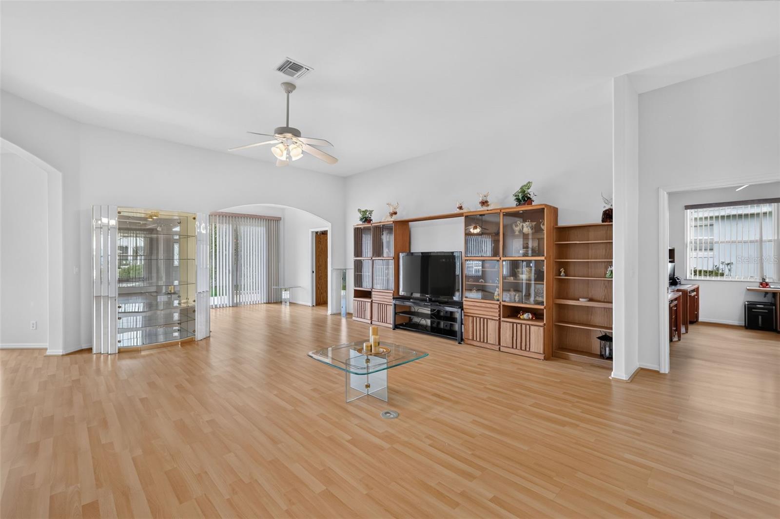 ROYAL HIGHLANDS PH 01E - Residential