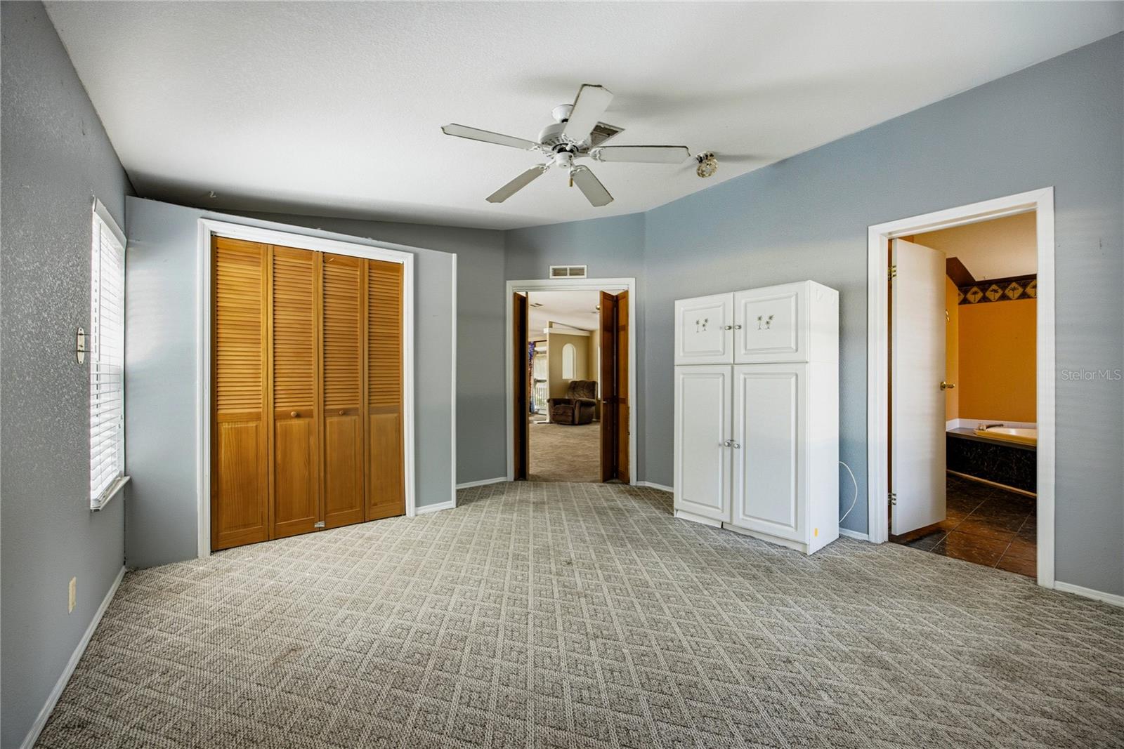 INTERLACHEN LAKES ESTATES - Residential