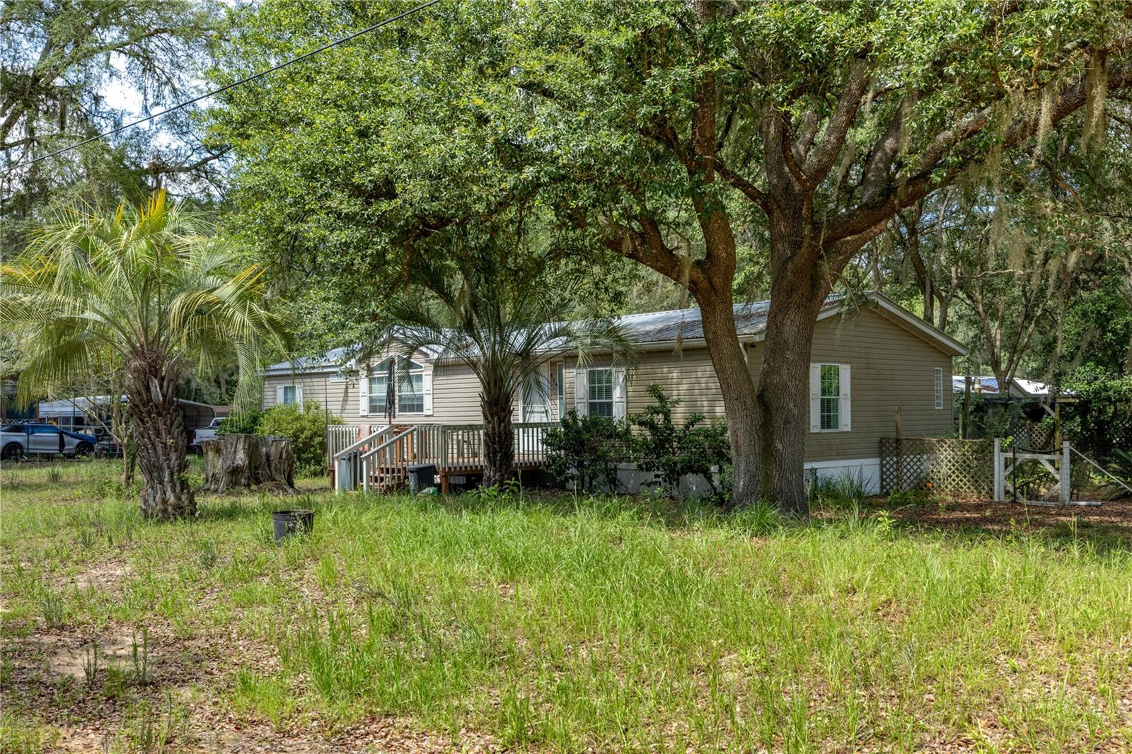 INTERLACHEN LAKES ESTATES - Residential