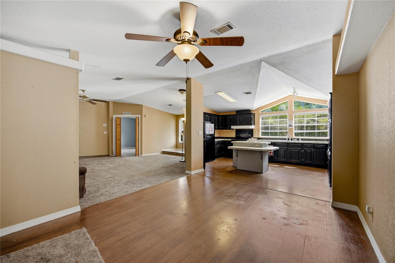INTERLACHEN LAKES ESTATES - Residential