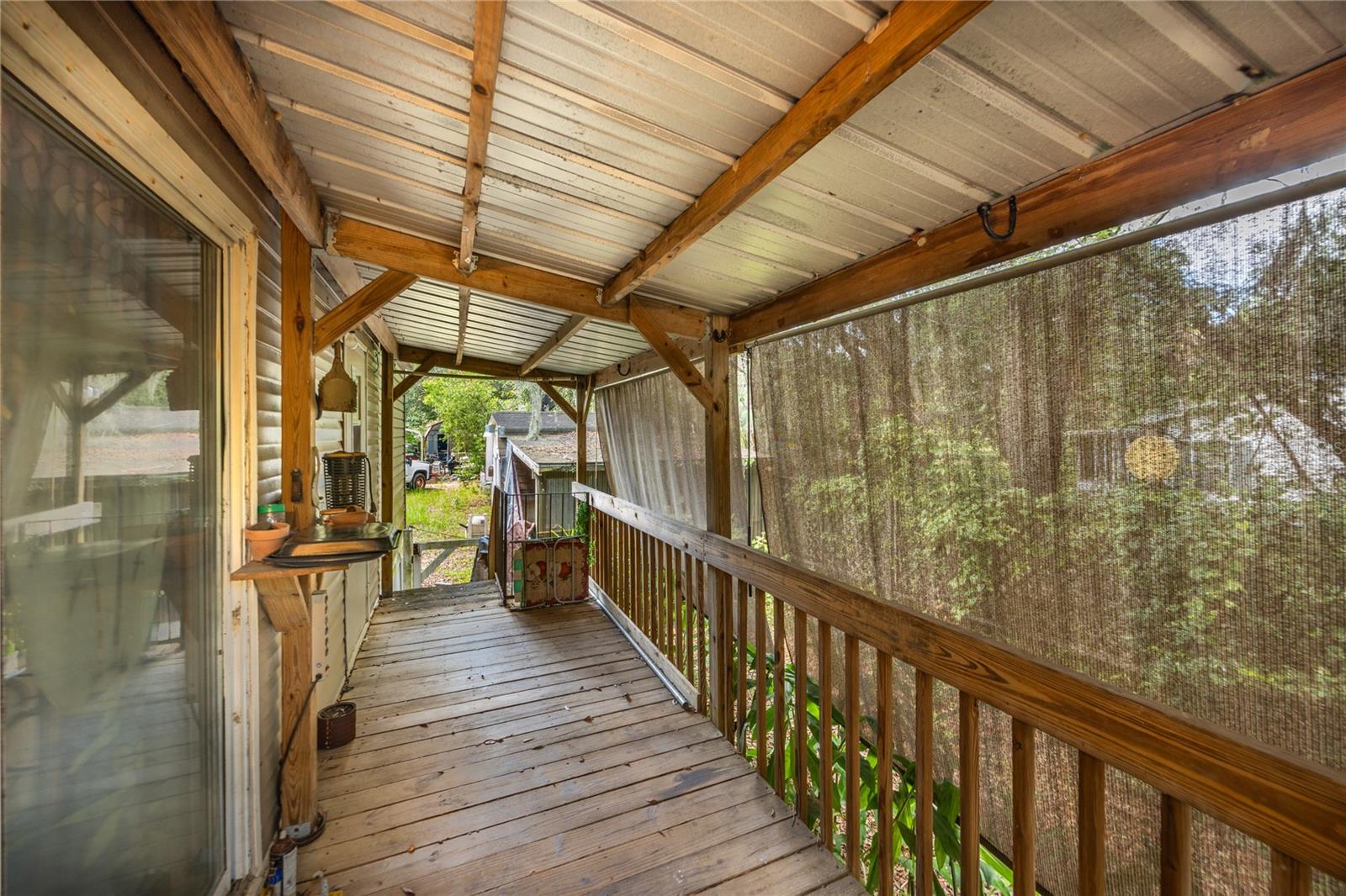 INTERLACHEN LAKES ESTATES - Residential