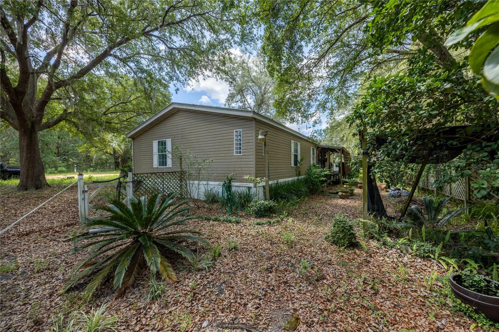 INTERLACHEN LAKES ESTATES - Residential