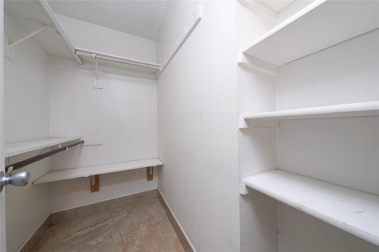 BVL UNIT 11 3RD ADD - Residential