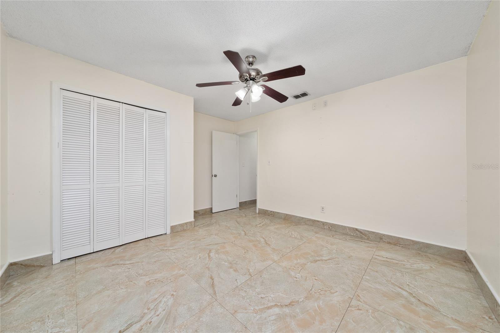 BVL UNIT 11 3RD ADD - Residential