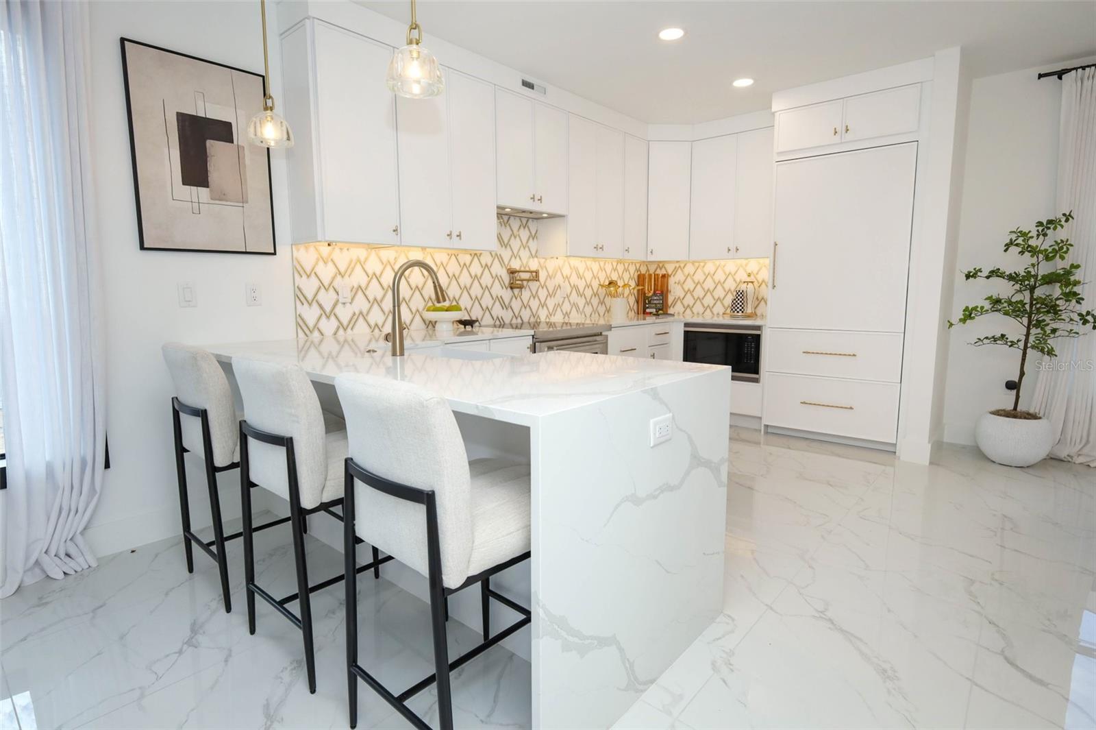 BAILEY BY THE SEA - Residential