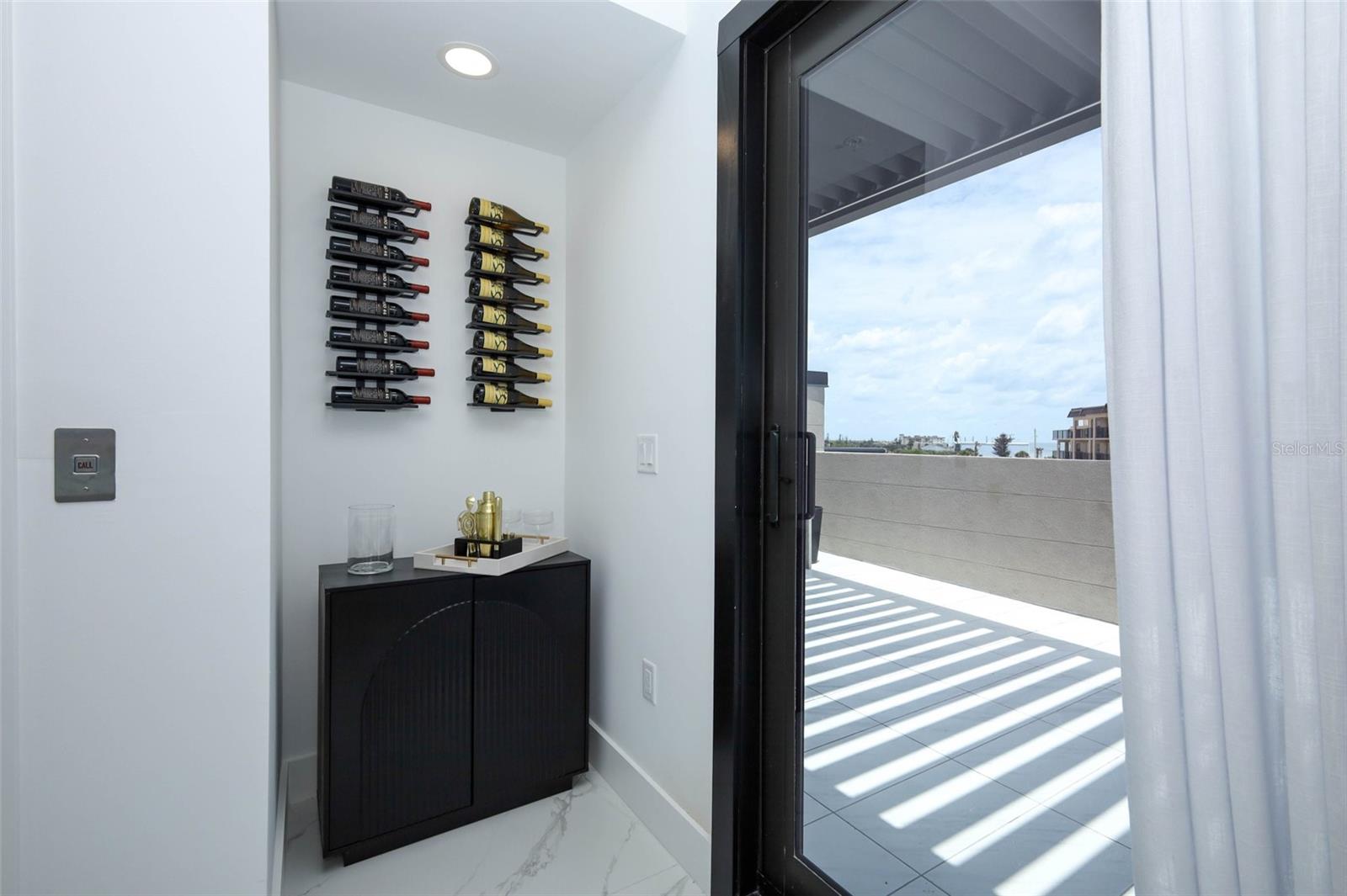BAILEY BY THE SEA - Residential