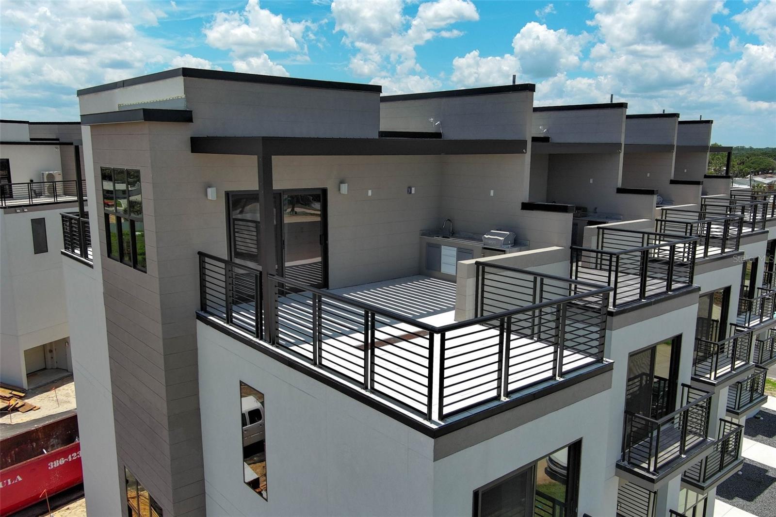 BAILEY BY THE SEA - Residential