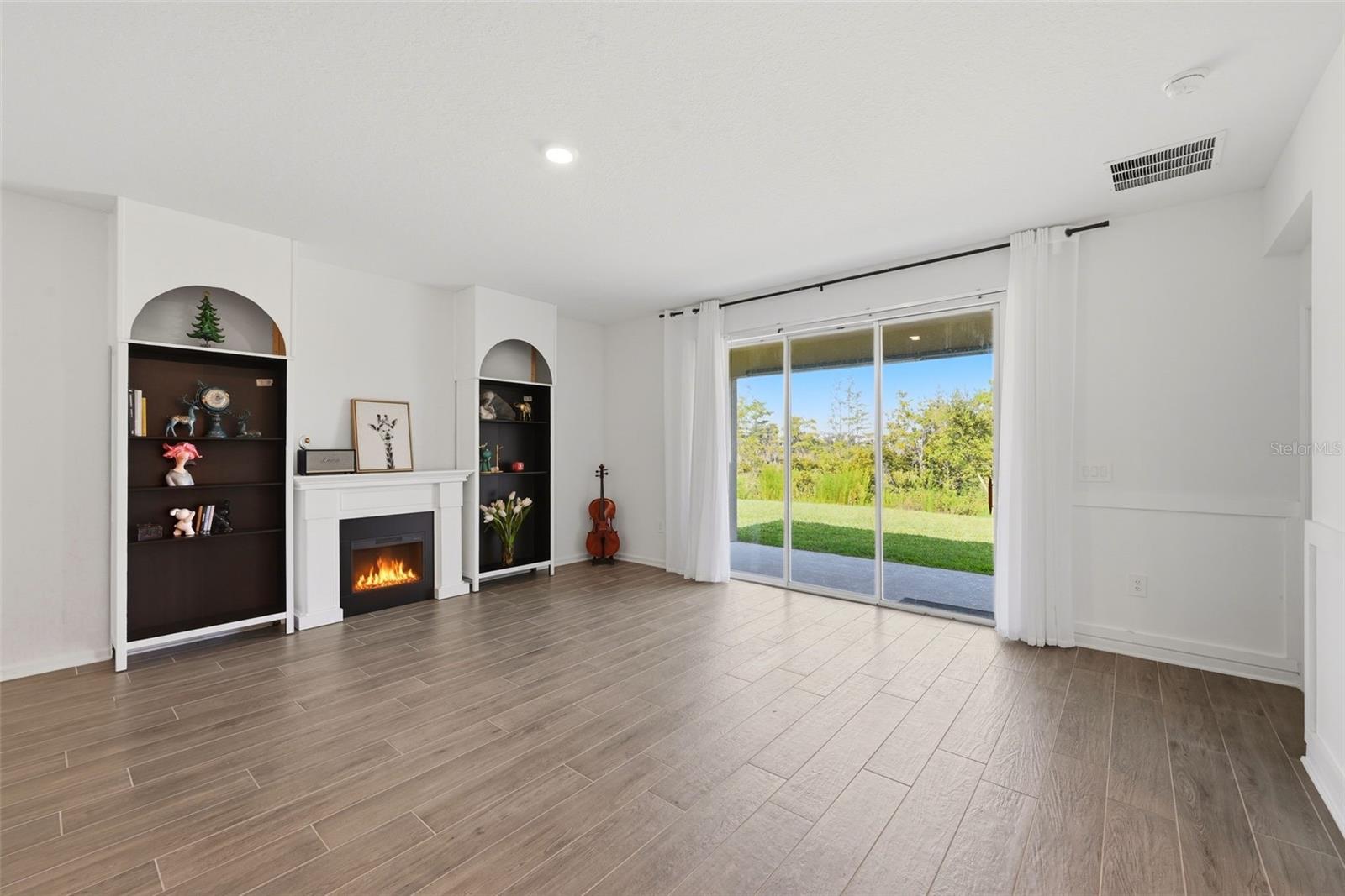 STOREY GROVE PH 5 - Residential