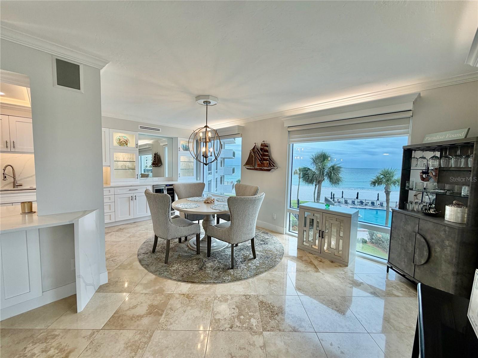 ISLANDS WEST - Residential