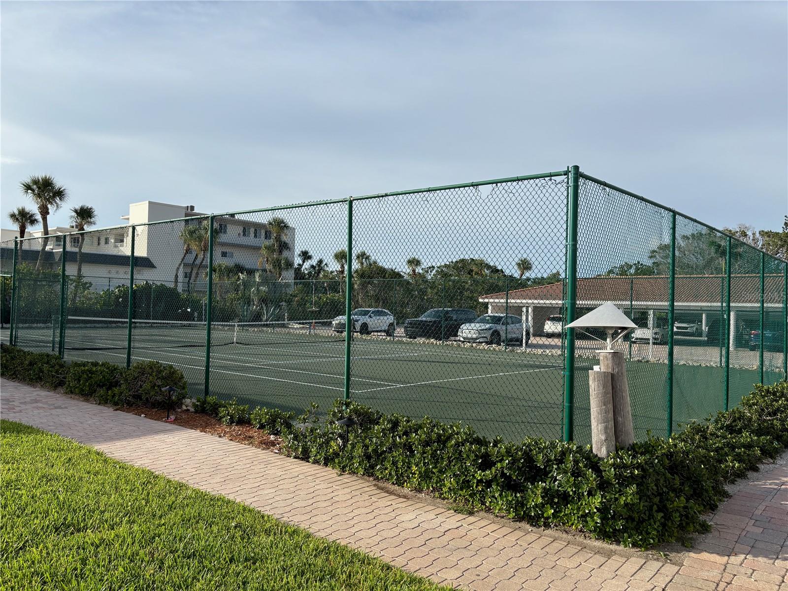 ISLANDS WEST - Residential