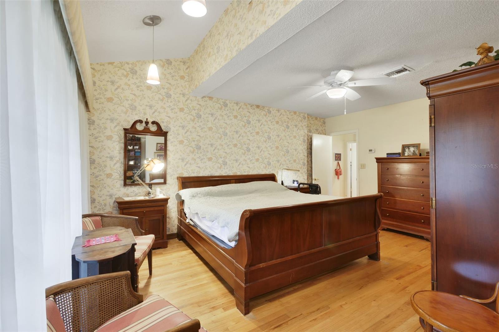 LANCASTER PARK - Residential