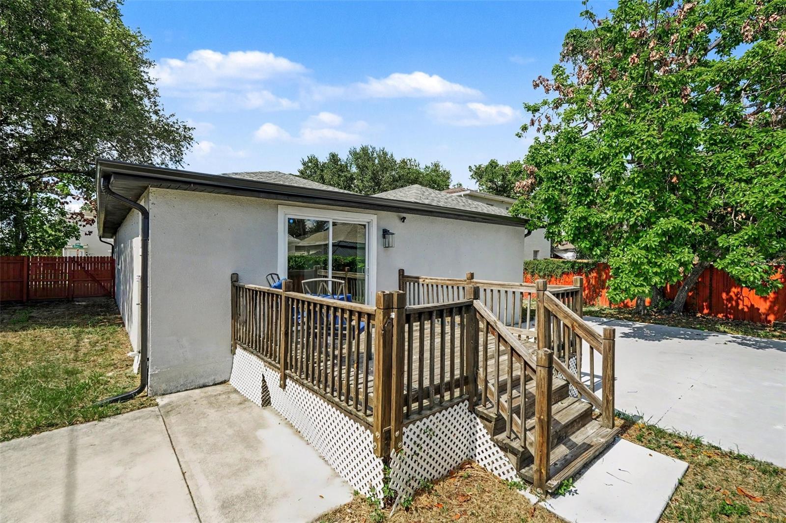 LA VERGNE 1ST ADD - Residential