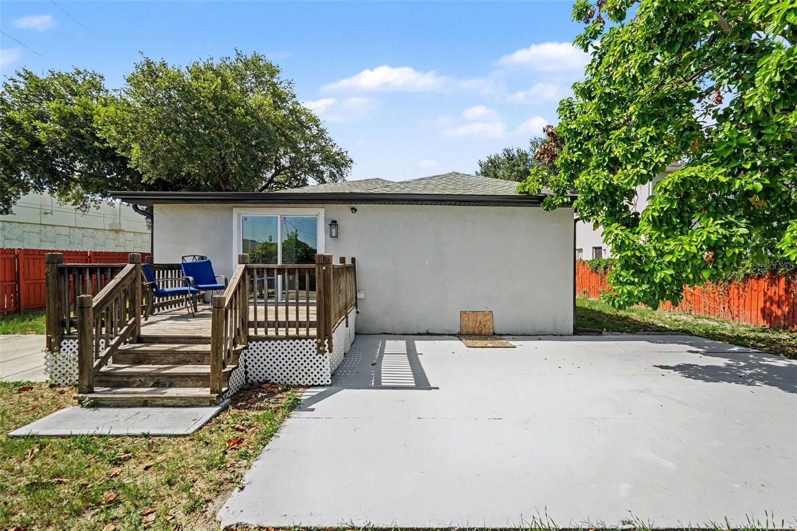 LA VERGNE 1ST ADD - Residential