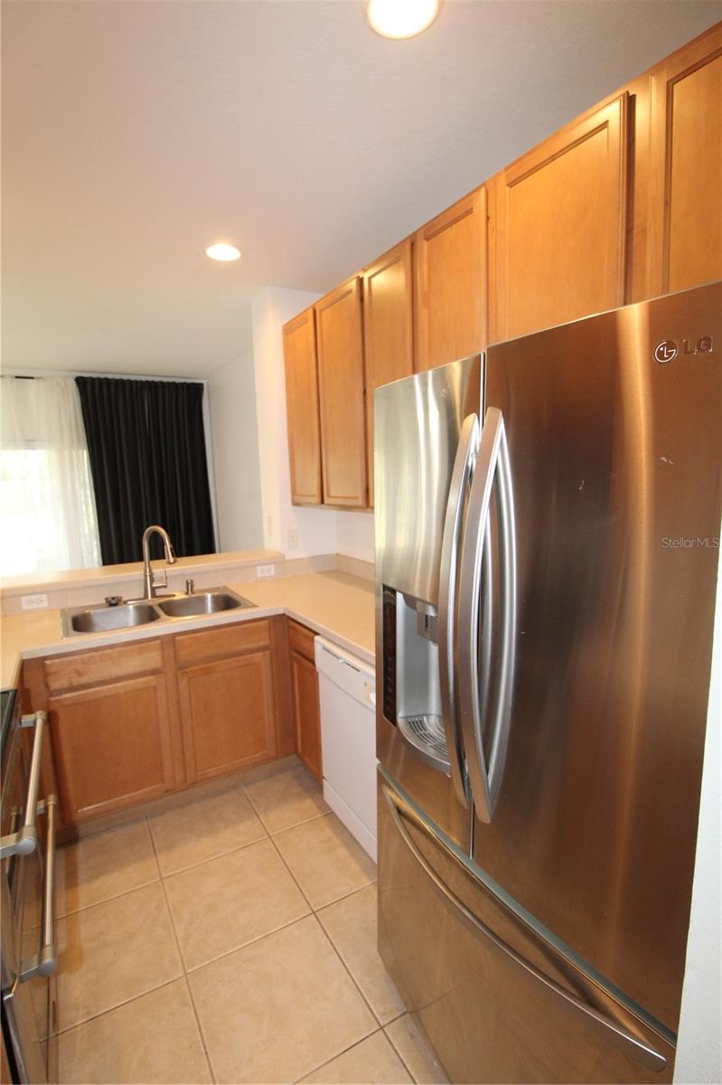 SAVANNAH PINES CONDO - Residential Lease