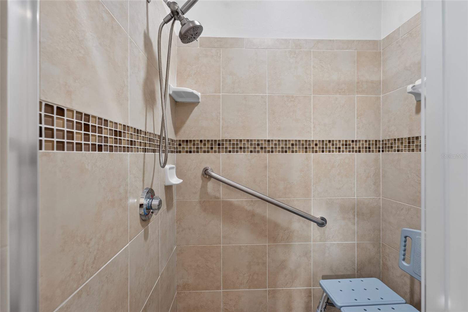 VILLAS OF WEST END UNIT B PH 1 - Residential