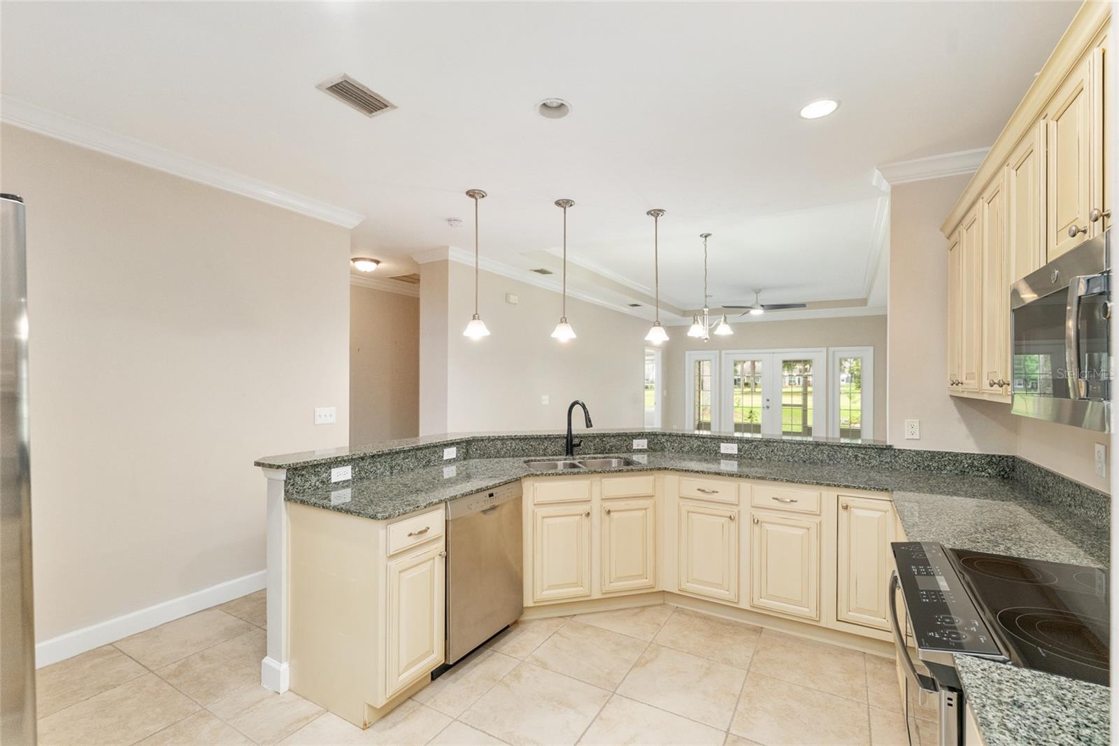 VILLAS OF WEST END UNIT B PH 1 - Residential