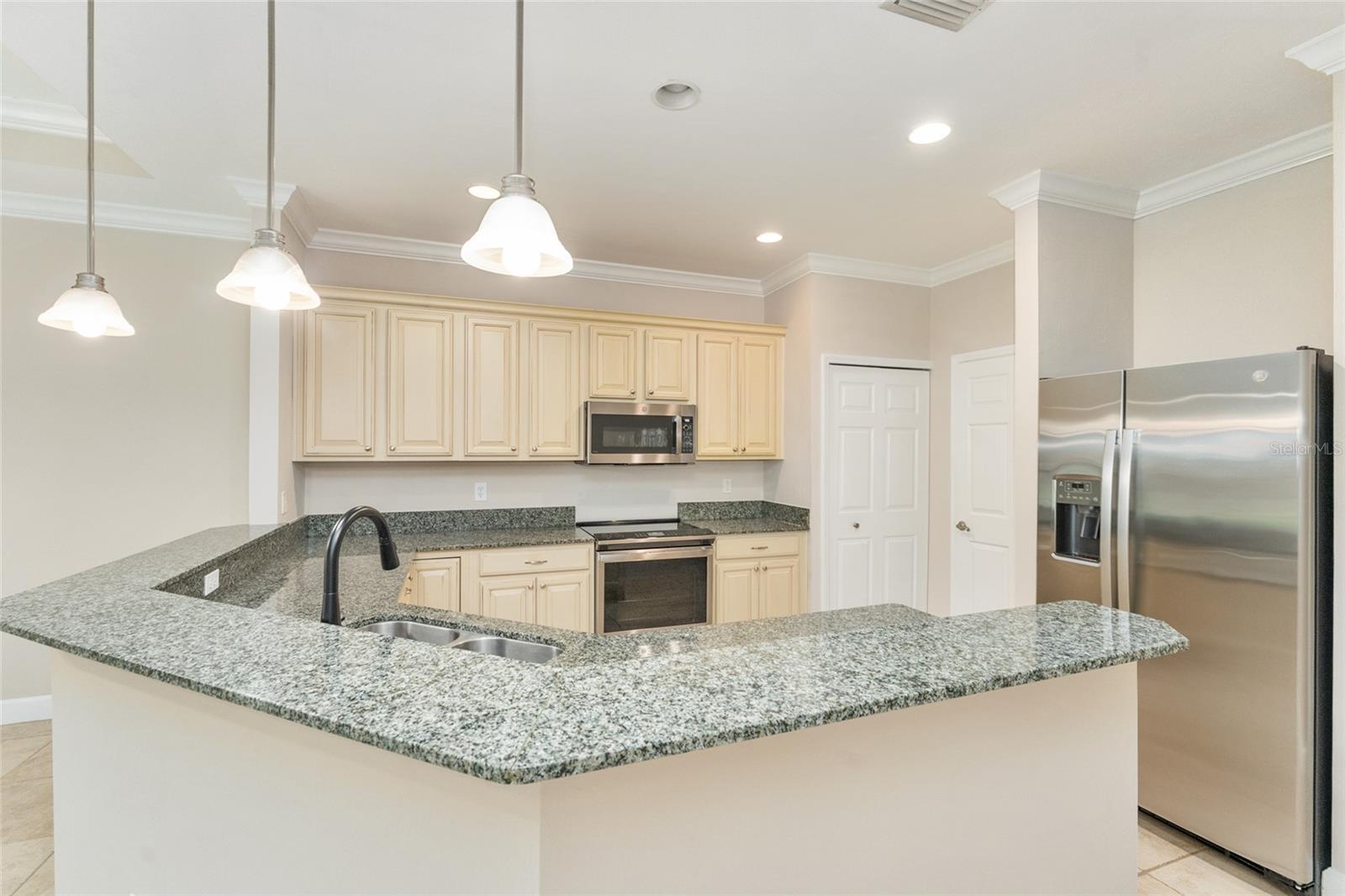 VILLAS OF WEST END UNIT B PH 1 - Residential