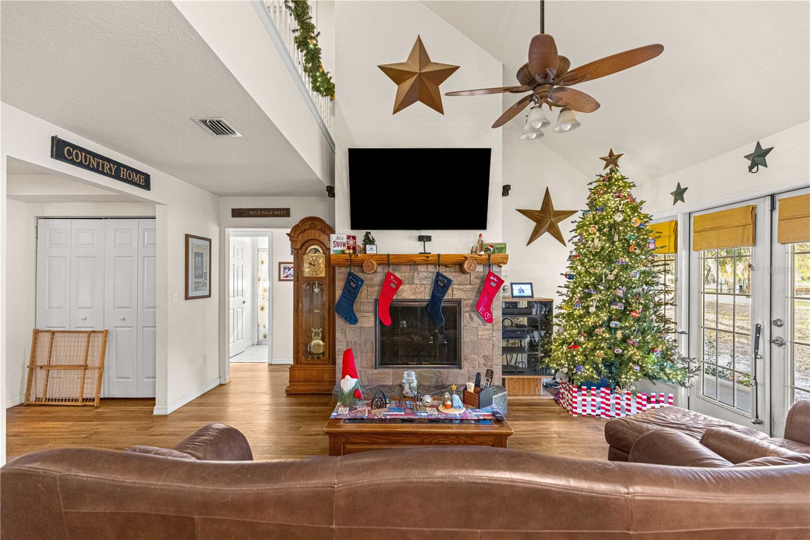 MEADOWBROOK RANCHES - Residential