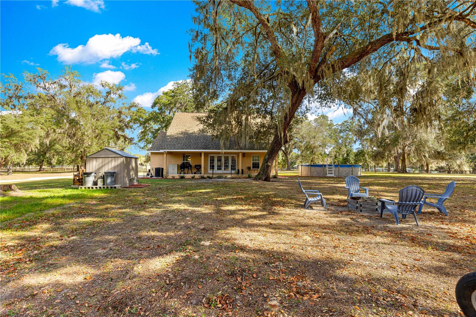 MEADOWBROOK RANCHES - Residential