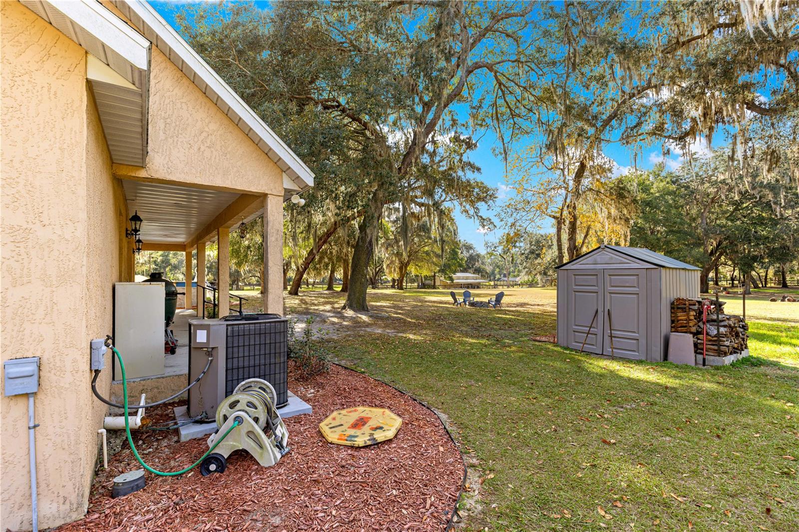MEADOWBROOK RANCHES - Residential