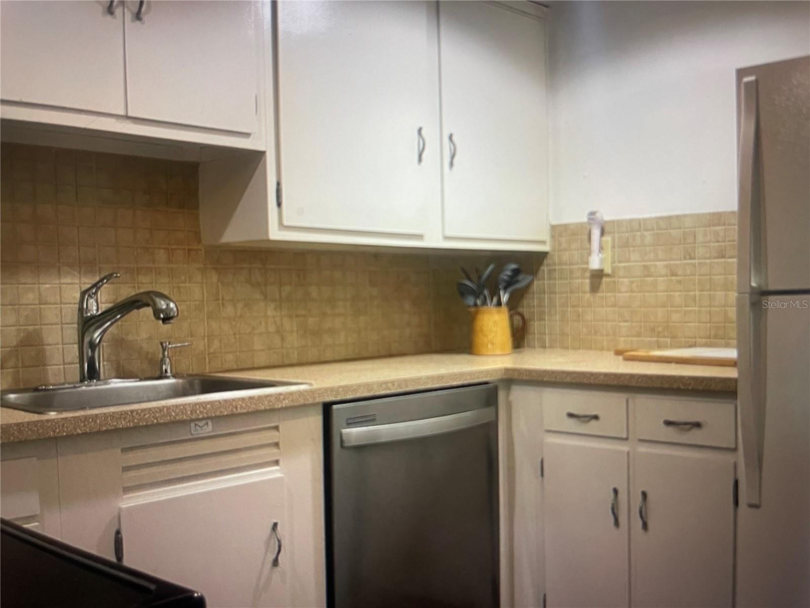 FAIRWAYS/SILVER SPGS SHRS CONDO - Residential
