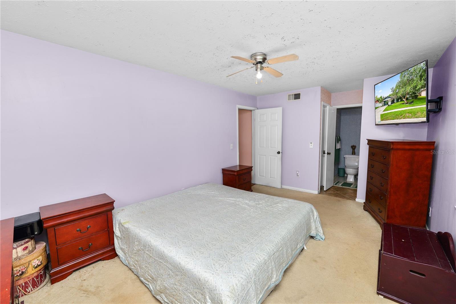 PRESIDENTIAL MANOR UNIT 2A - Residential