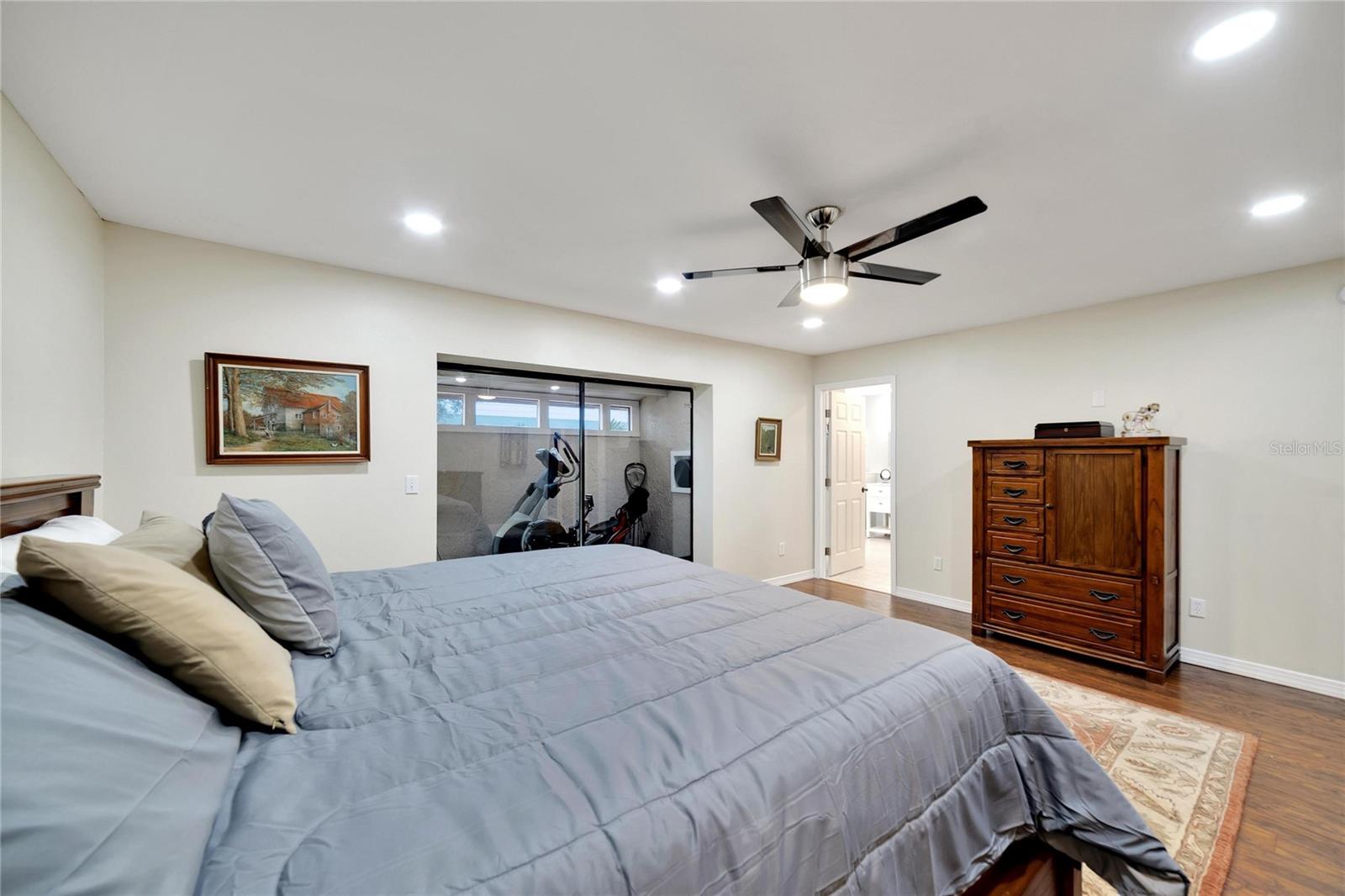 BUCKHORN SPGS MANOR - Residential