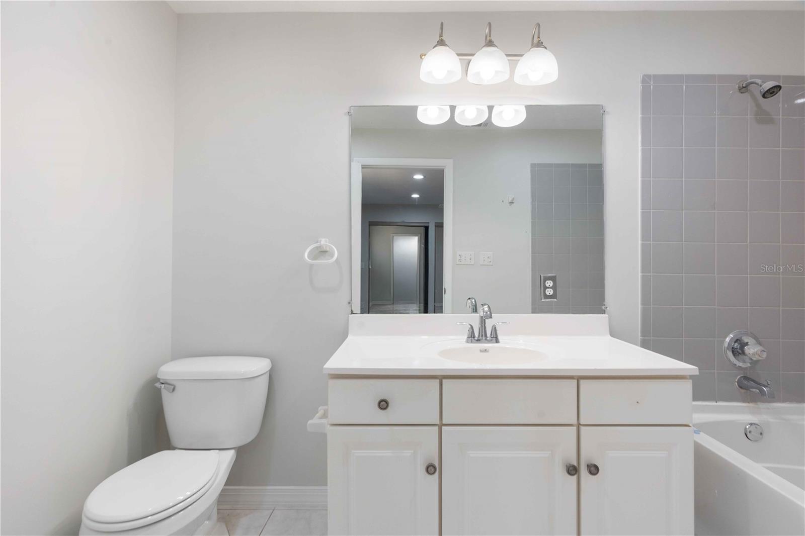 HAMNERS W E ROME AVE ESTAT - Residential