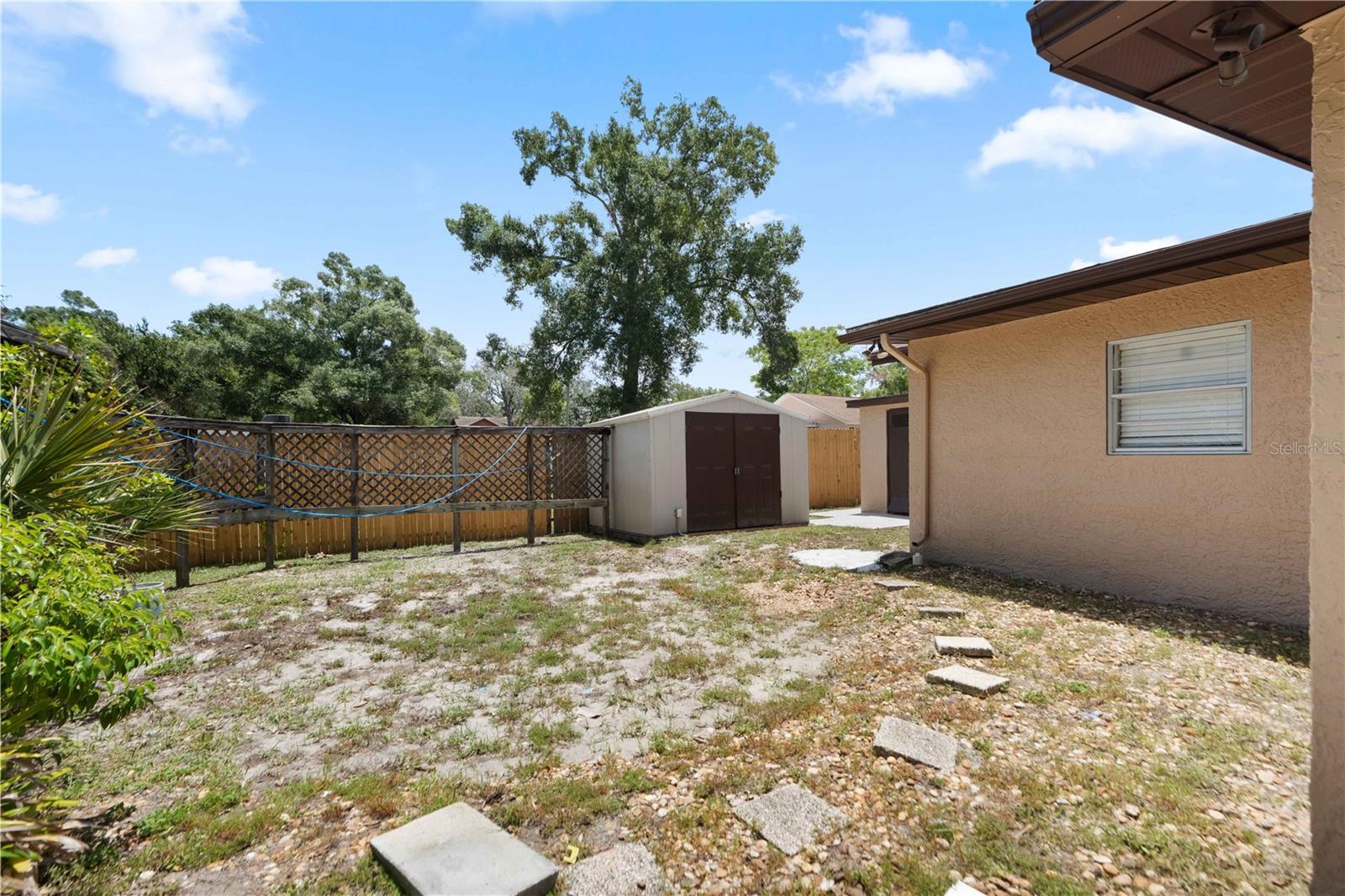 HAMNERS W E ROME AVE ESTAT - Residential