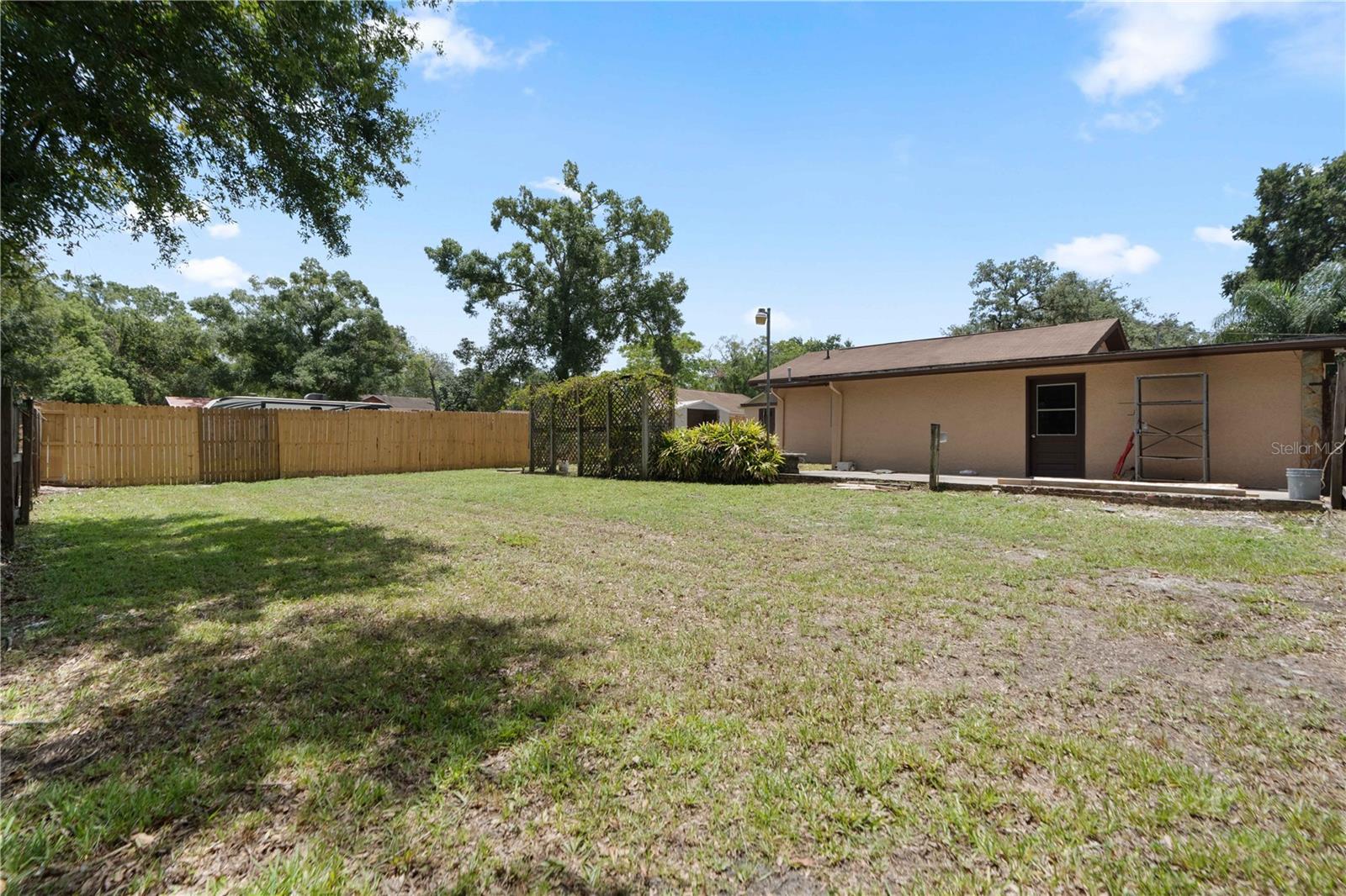 HAMNERS W E ROME AVE ESTAT - Residential