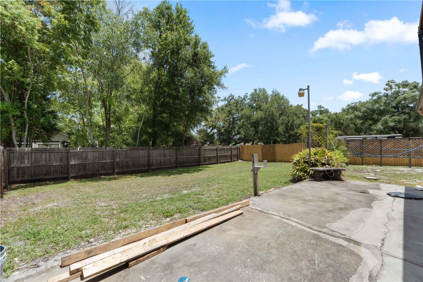 HAMNERS W E ROME AVE ESTAT - Residential
