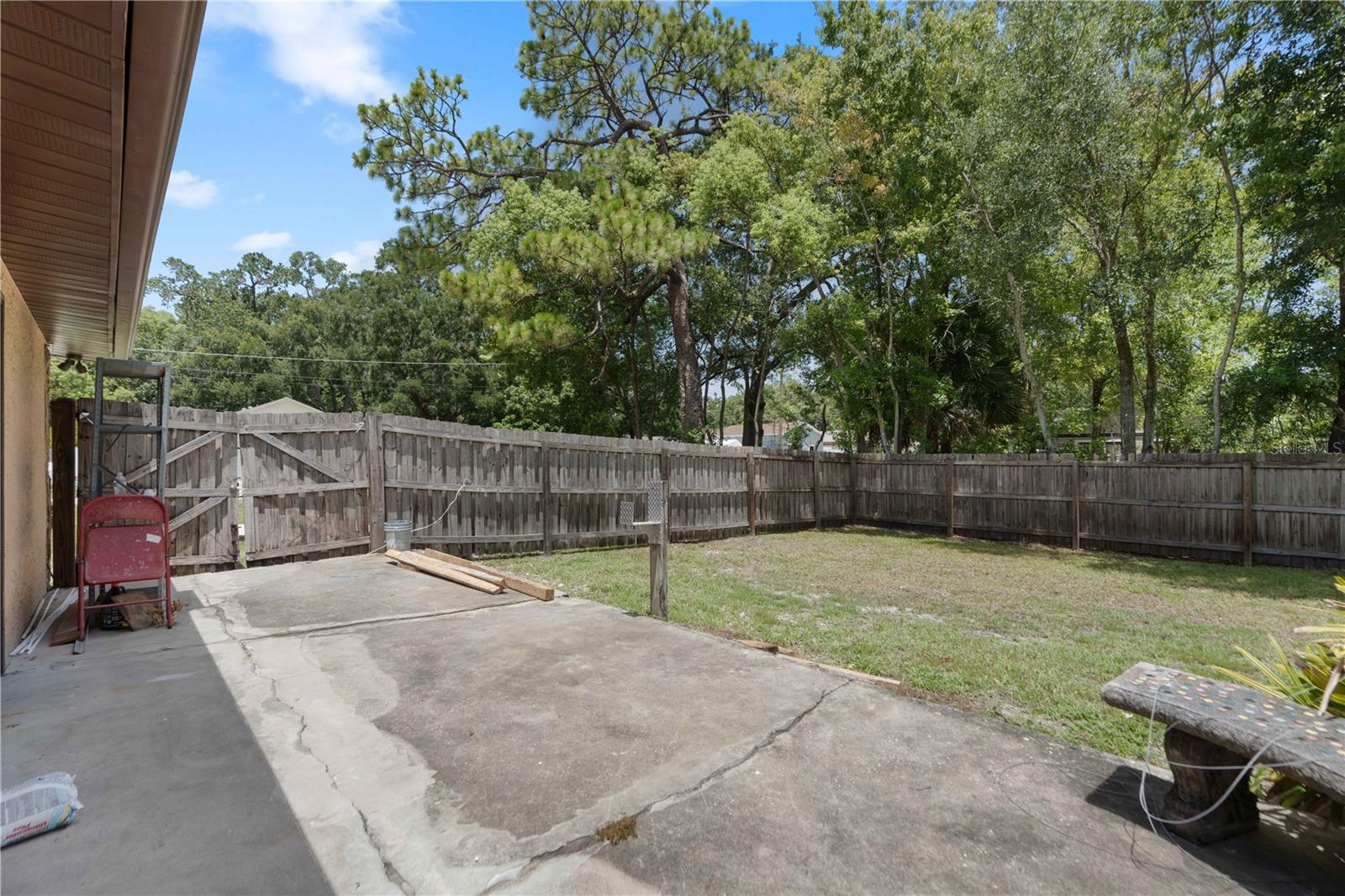 HAMNERS W E ROME AVE ESTAT - Residential