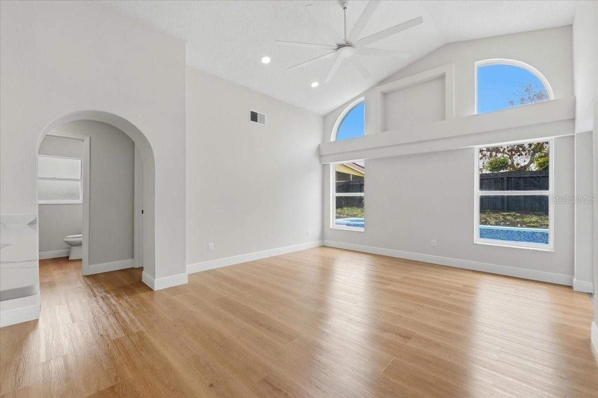 WINFIELD - Residential